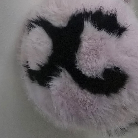 Soft Pink Furry Chic Chic Earmuffs - Picture 2 of 5